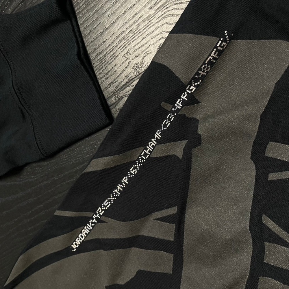 Jordan Long Sleeve Dri Fit Shirt Men's Large Black Graphic Print - Picture 2 of 4
